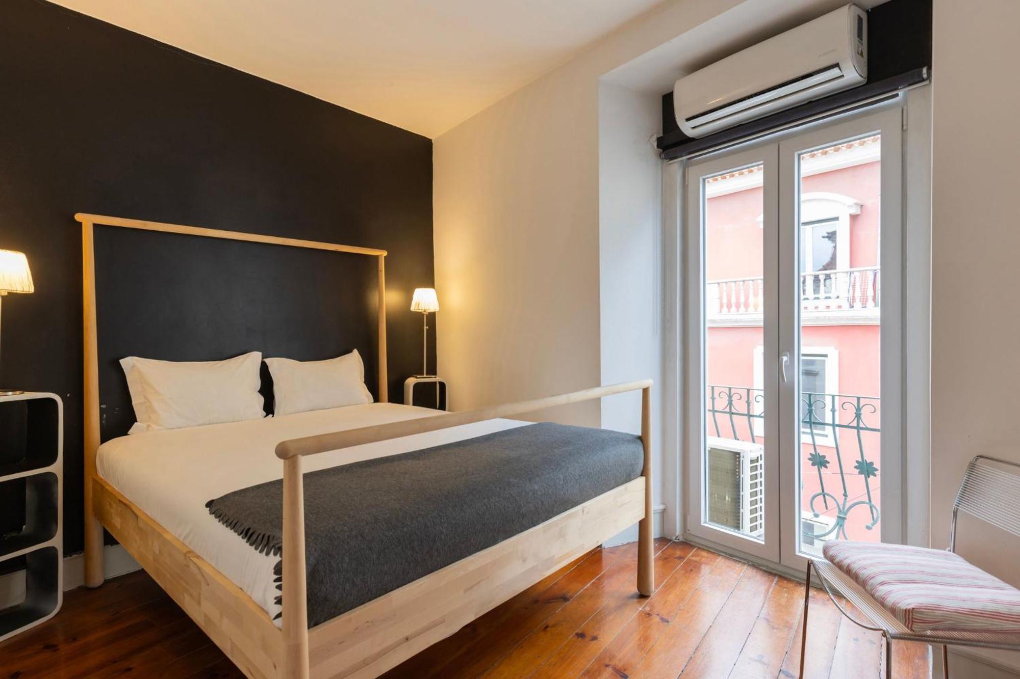 Chiado Center 1Bdr Flat By Lovelystay Lisbon Exterior photo